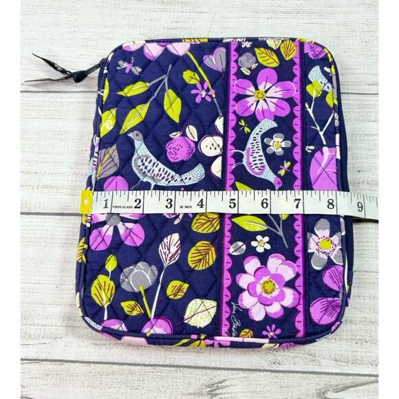 Vera Bradley E-Reader Floral Nightingal Tablet Sleeve Retired Navy Blue - Picture 2 of 6